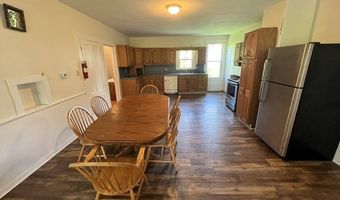 986 S East St #A, Amherst, MA 01002