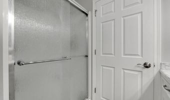 1704 Dallas St, Auburn, IN 46706