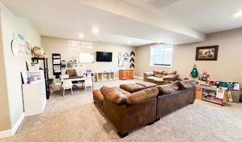 6560 E Crown Cres, Ammon, ID 83406