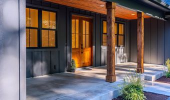 21054 E Country Club Rd, Brightwood, OR 97011