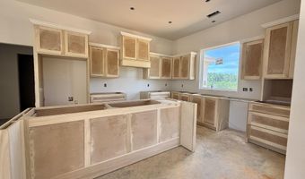 4016 Creek Top, Bauxite, AR 72011
