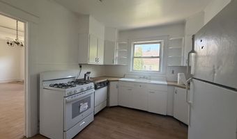 30 McClellan Ave, Amsterdam, NY 12010
