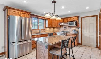 1176 Waterford Dr, Avon, IN 46123