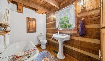 24 McCullough Hill Rd, Amity, PA 15311
