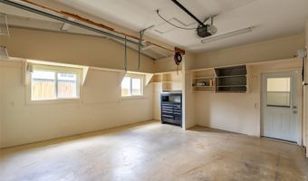 45-313 Nakuluai St, Kaneohe, HI 96744