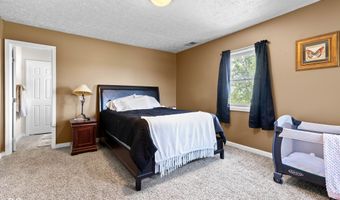 5479 S 200 E, Anderson, IN 46017