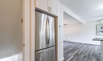 95 Yankee Ave, Bangor, ME 04401