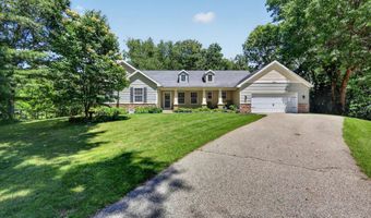 8669 Lilly Ridge Dr SE, Alto, MI 49302