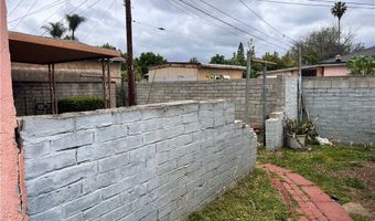 1423 S Poinsettia Ave, Compton, CA 90221