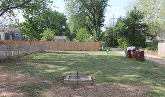 828 N Anthony Ave, Anthony, KS 67003