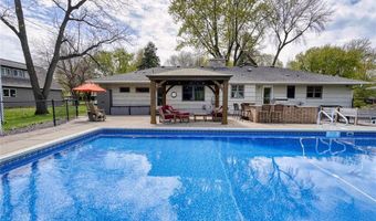 711 Benton St, Anoka, MN 55303