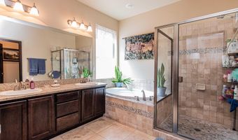 8136 Cayenne Dr NW, Albuquerque, NM 87120