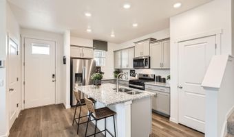 276 S Trussville St, Aurora, CO 80018