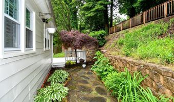 130 GREAT LAKE Dr, Annapolis, MD 21403