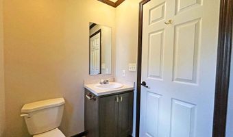 7055 Quarry Rd 370, Amherst, OH 44001