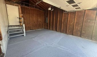 1203 S Van Buren St, Auburn, IN 46706