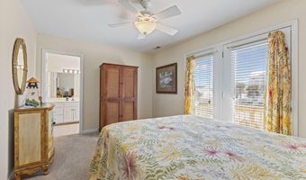 215 E Ft Macon Rd, Atlantic Beach, NC 28512