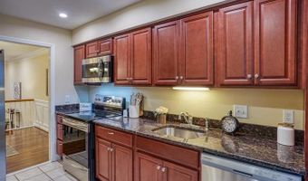 807 STOCKBRIDGE Dr, Hockessin, DE 19707