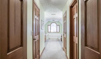 558 Auburn Rd, Auburn, GA 30011