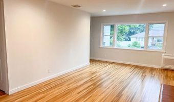 48 Oak Ridge Gate, Danbury, CT 06810