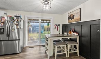 102 W Sims Ave, Albertville, AL 35950