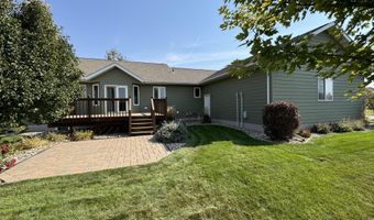 2201 Stone Gate Ct, Aberdeen, SD 57401