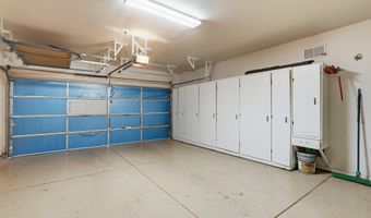 3220 E GLENEAGLE Dr, Chandler, AZ 85249