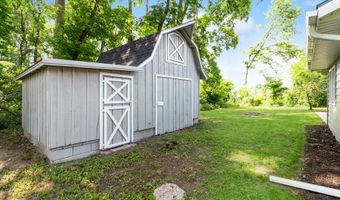 1533 Ridgewood Ave, Ames, IA 50010
