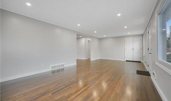 6 Hilton Ave, East Providence, RI 02915