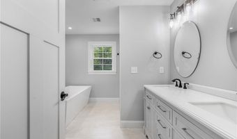 59 Club House Rd, Coventry, RI 02816