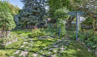 1475 W PROSPECT Ave, Appleton, WI 54914
