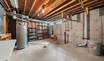 700 Auber Ridge Ct, Ballwin, MO 63011