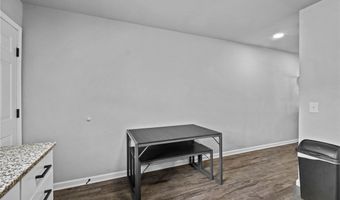 1304 1306 1308 SE C St, Bentonville, AR 72712