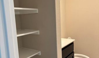 608 Breckenridge Park Dr, Alvarado, TX 76009