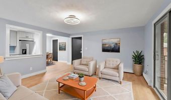 20 Colonial Dr 10, Andover, MA 01810
