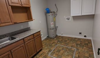 616 HEMLOCK St, Brookings, OR 97415