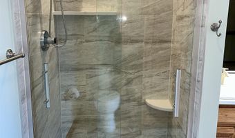 3563 Franklin Dr, Auburn, IN 46706