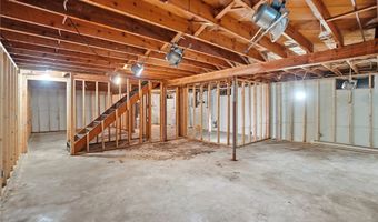 603 E Main St, Anna, OH 45302