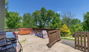 41 Dexter Rock Rd, Lincoln, RI 02865