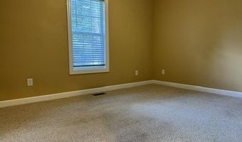 111 Michael Ln, Aberdeen, NC 28315