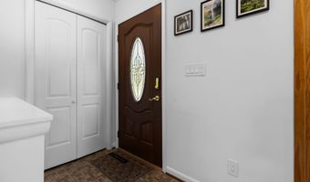 1534 Barrington Pl, Ann Arbor, MI 48103