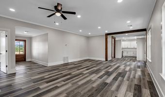 8976 Dixie Shreveport Rd, Belcher, LA 71107