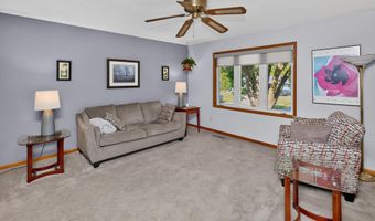 1201 SE Michael Dr, Ankeny, IA 50021