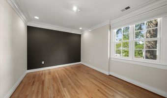 5104 SCARSDALE Rd, Bethesda, MD 20816