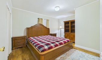 38 Mary Carroll St, Auburn, ME 04210