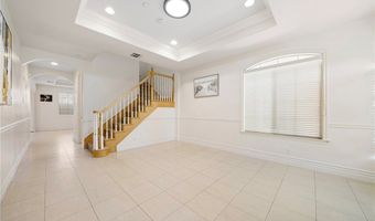 527 S 5th Ave B, Arcadia, CA 91006