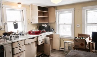 7 Frog Holler Ln, Augusta, ME 04330