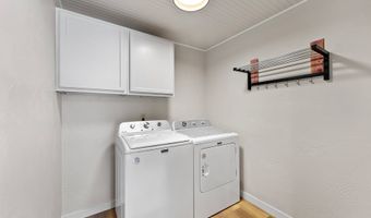 1114 LAKEWOOD Dr, Albany, OR 97321