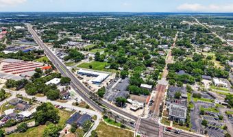 7 W MAIN St 12-14, Apopka, FL 32703
