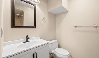 1813 GLADE Ct, Annapolis, MD 21403